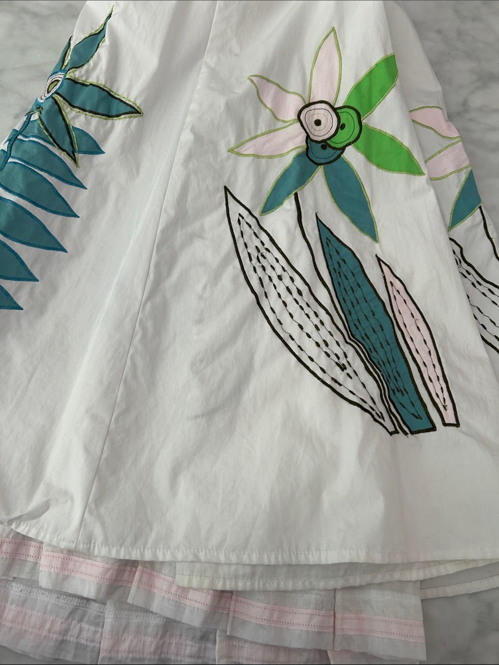 Zoe + James by Anne Sophie de Campos Resend’s White Floral Appliqué Skirt